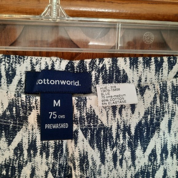 3/$15 Printed Cotton Leggings NWOT - Picture 7 of 16